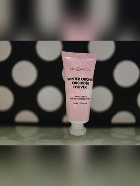 5/$25✨️Winter Orchid Hand Cream✨️
